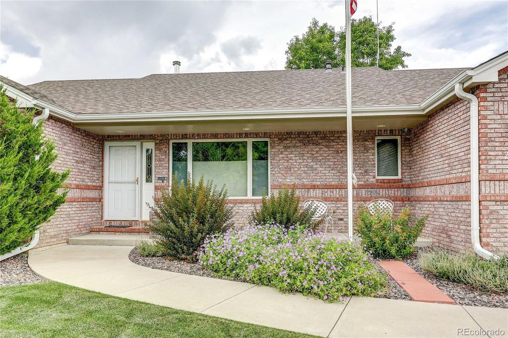 Photo of 2617 W 36th Street, Loveland, CO 80538 (MLS # 2500285)