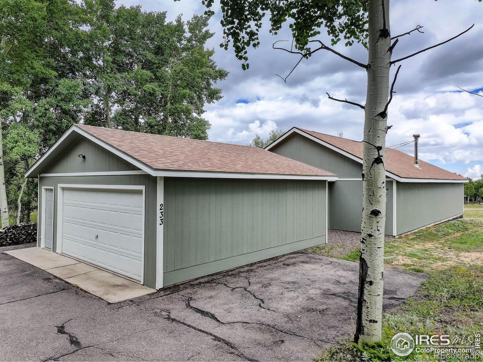 233 Deer Circle