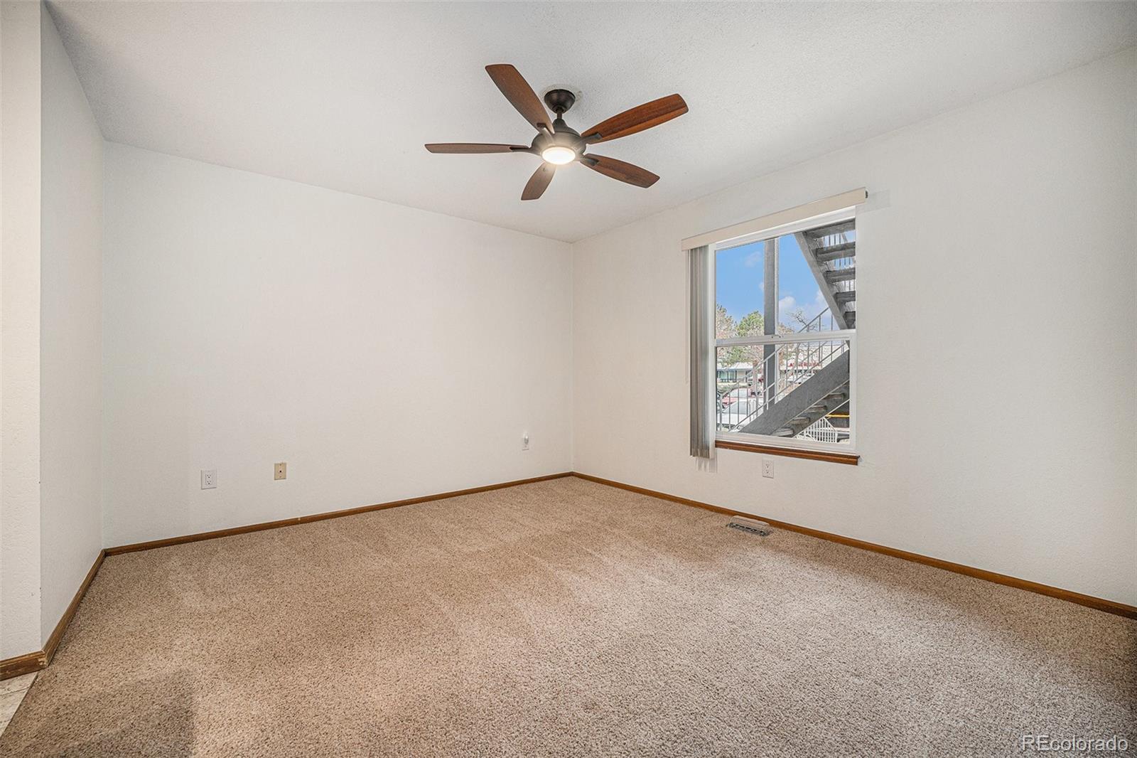 8025 W Eastman Place 2-102