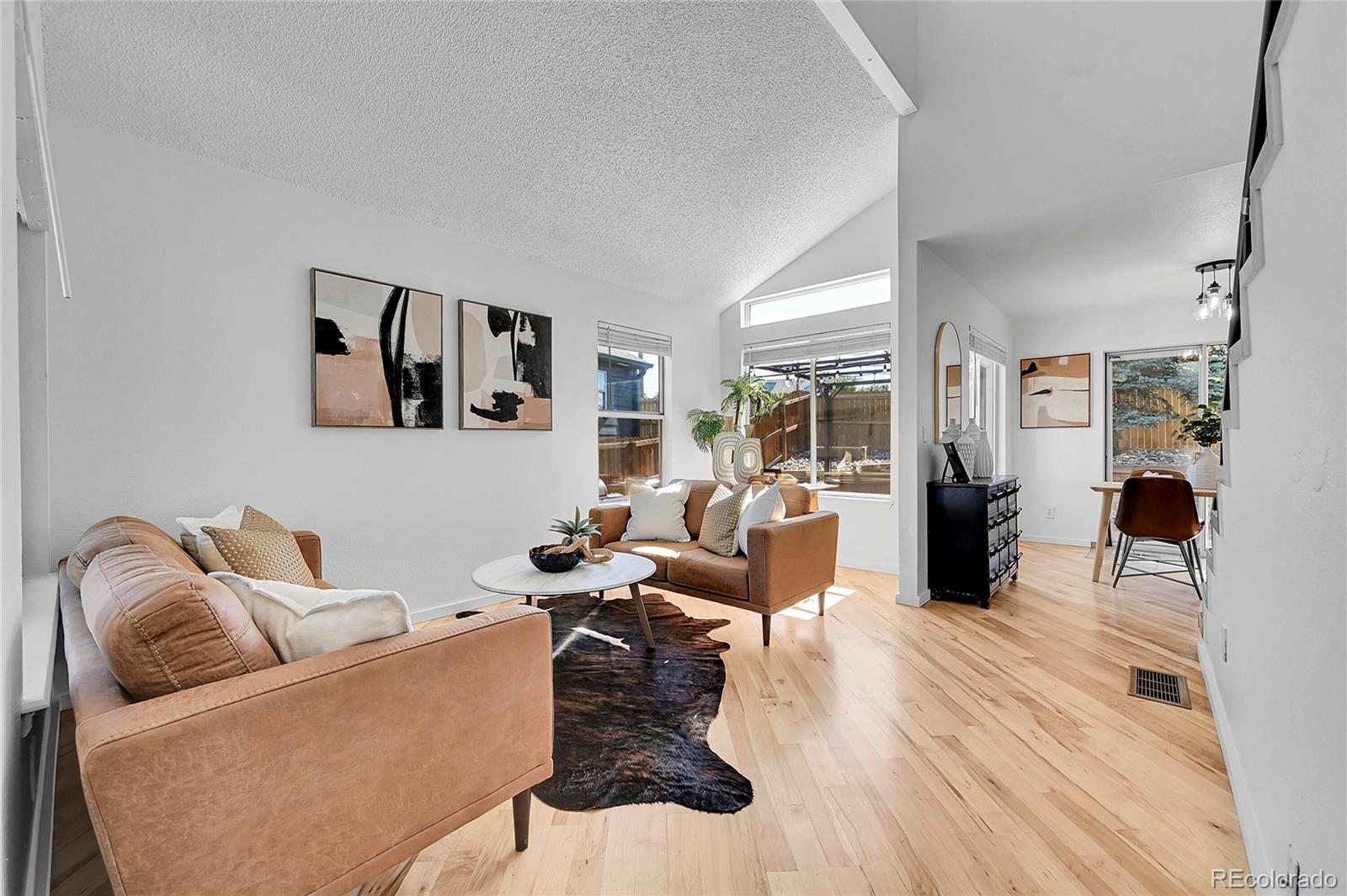 8673 Cloverleaf Circle