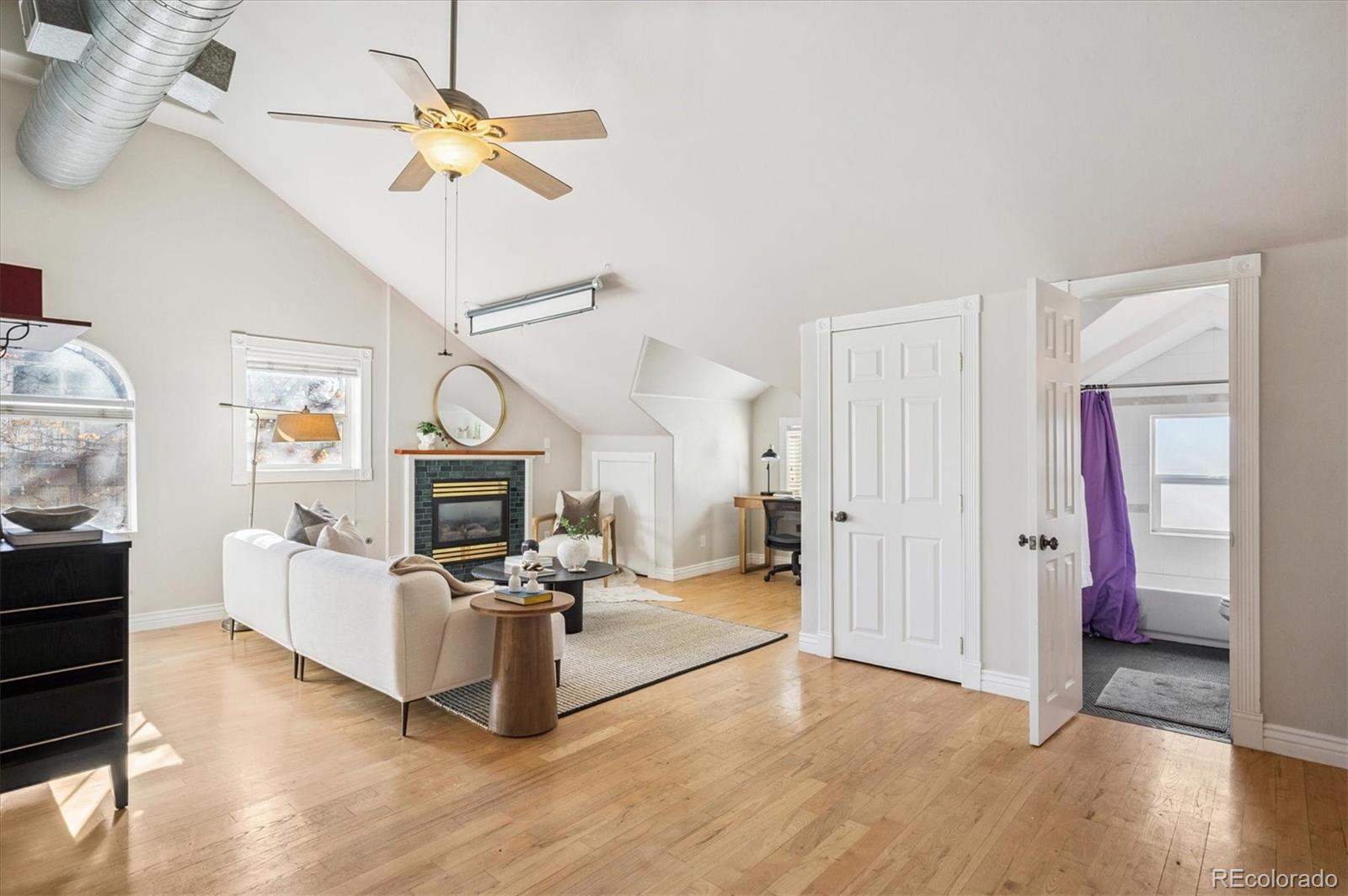 1750 Gaylord Street A, Denver, CO, 80206 2 1750 Gaylord Street A