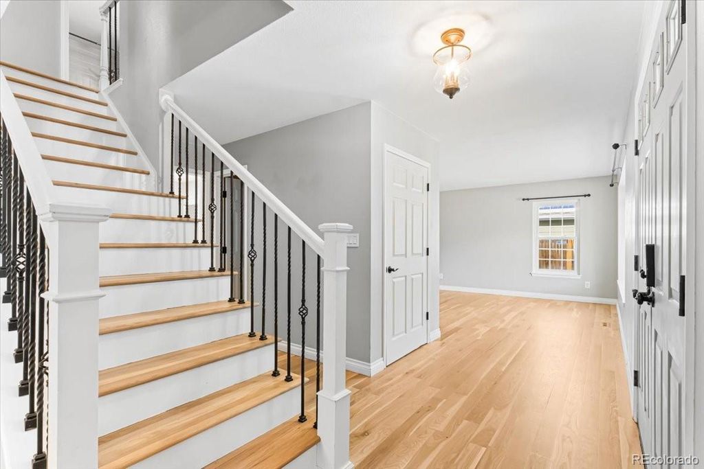 Photo of 8683 W Progress Place, Littleton, CO 80123 (MLS # 7795624)
