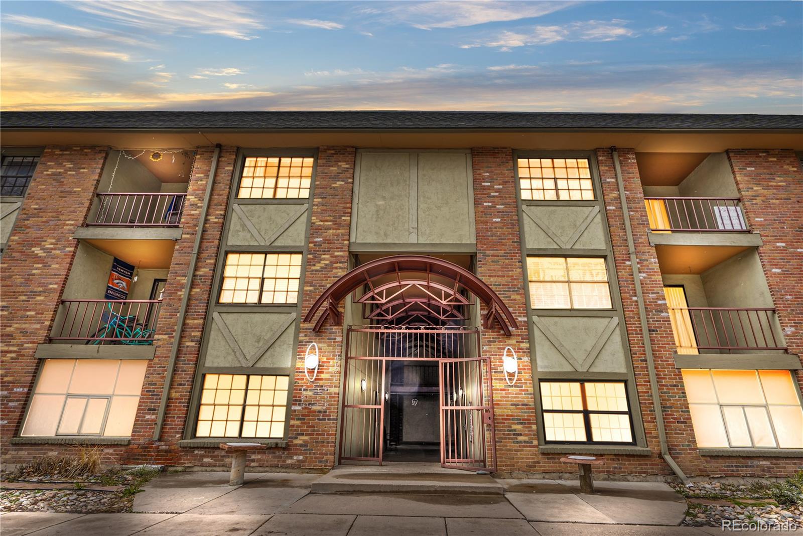 1021 Carr Street 37, Lakewood, CO, 80214 1 1021 Carr Street 37