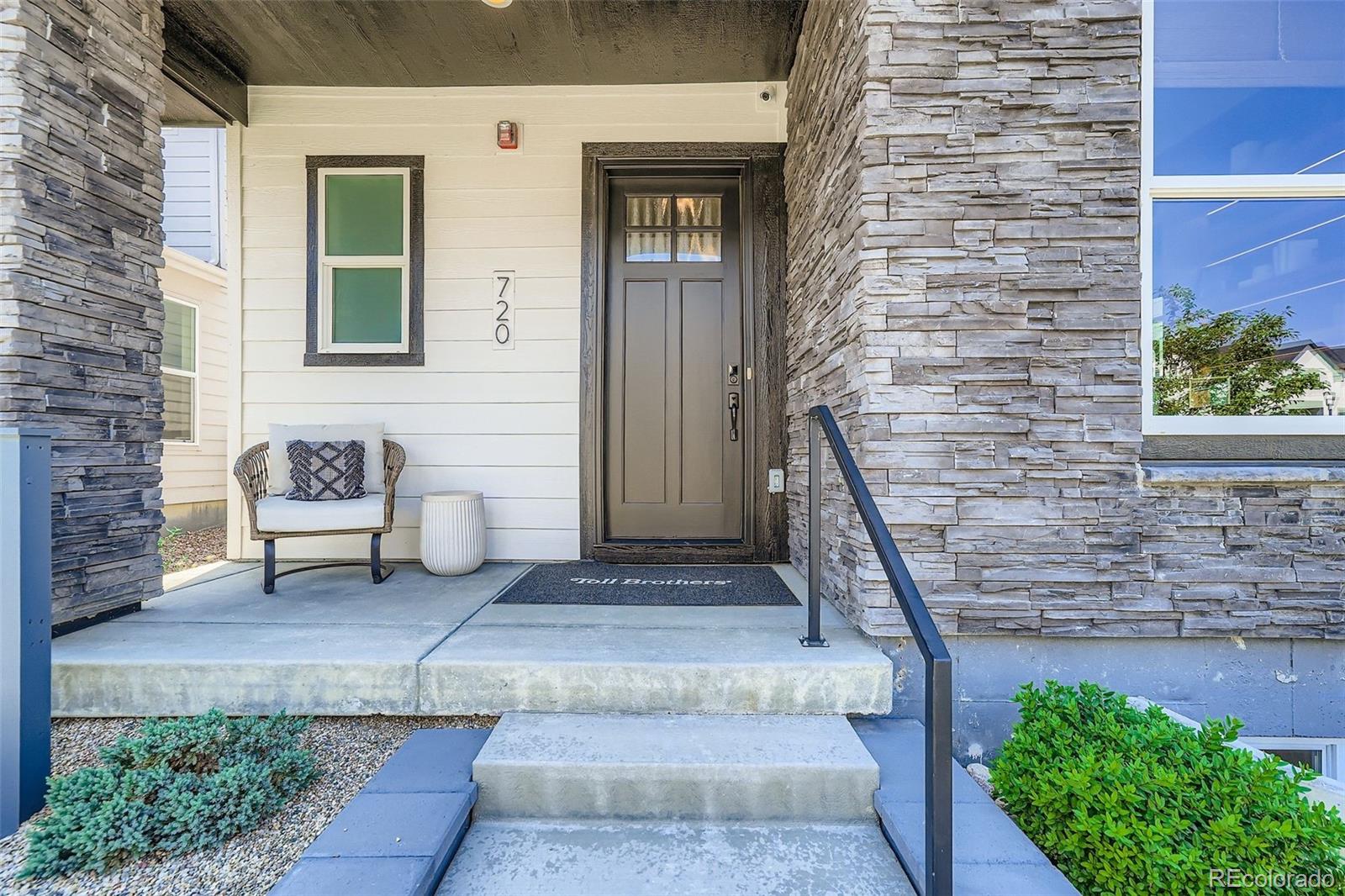 720 Promenade Drive
