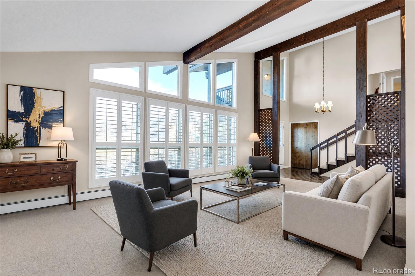 7116 Fox Circle