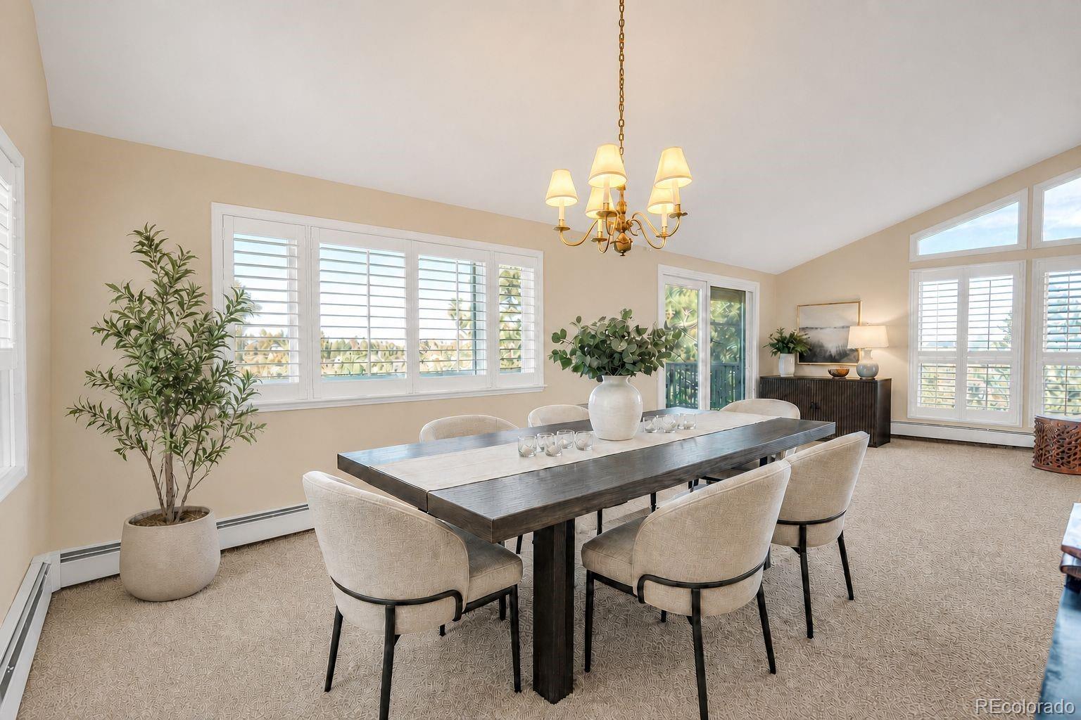 7116 Fox Circle