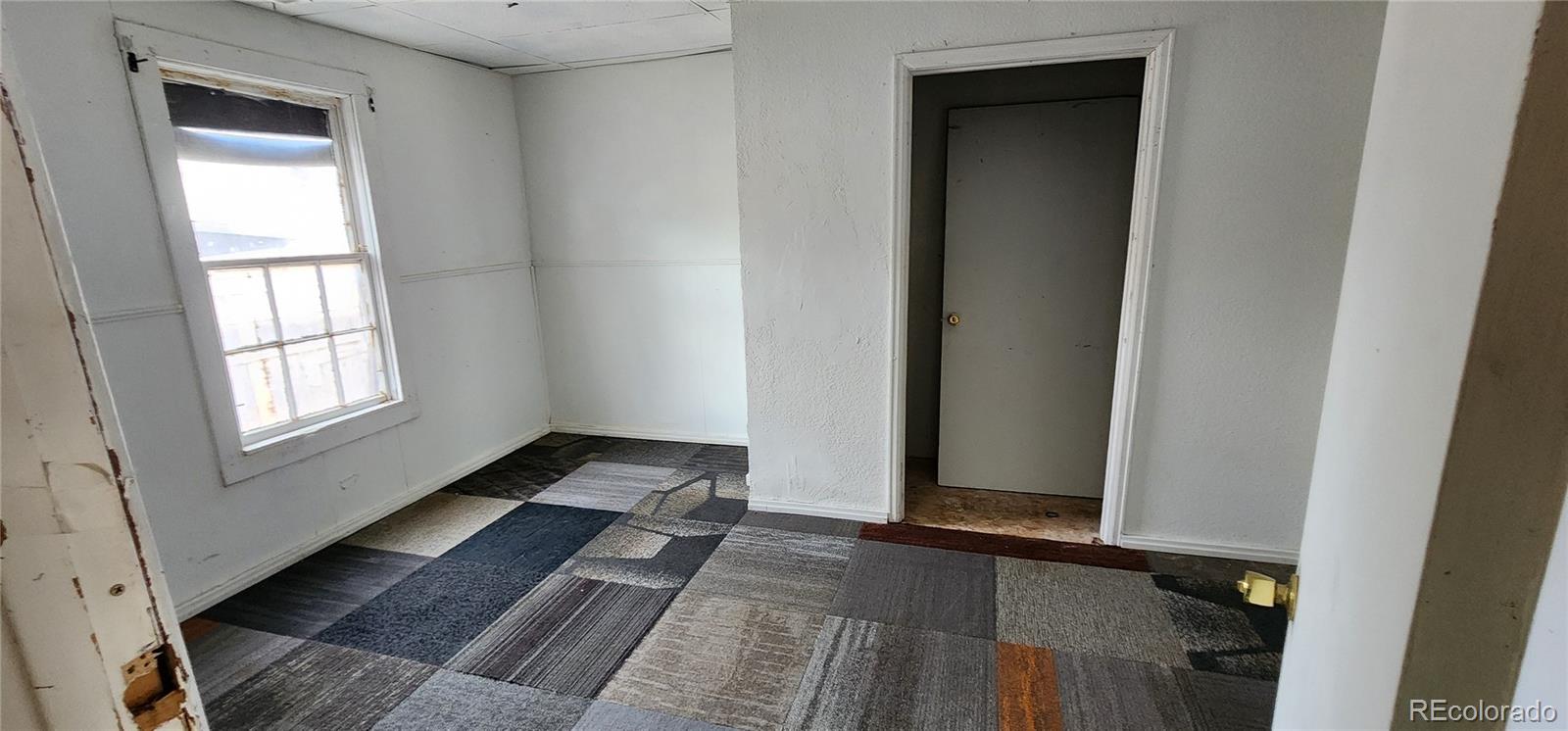 1017 Smithland Avenue