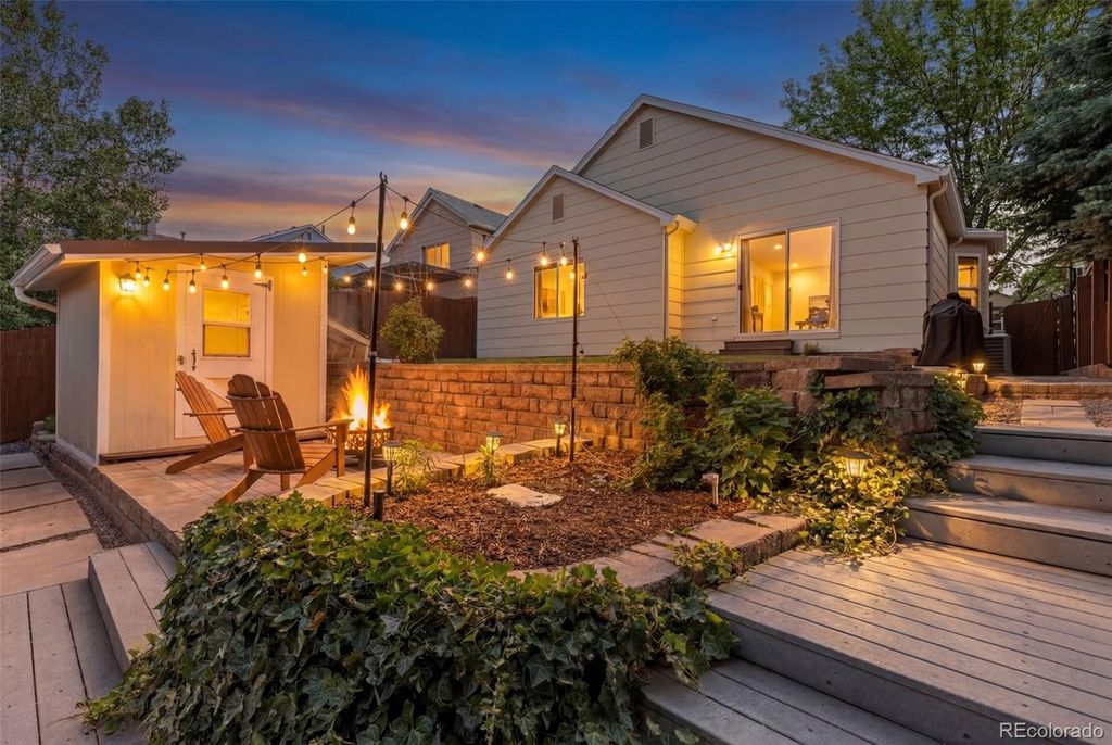 Photo of 9805 Fairwood Street, Littleton, CO 80125 (MLS # 9182581)
