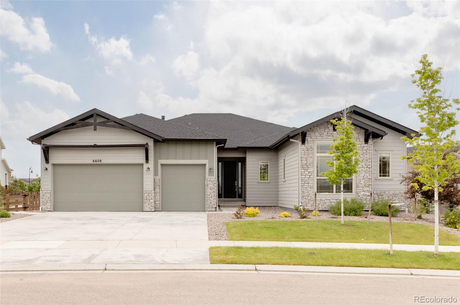 6608 S White Crow Court