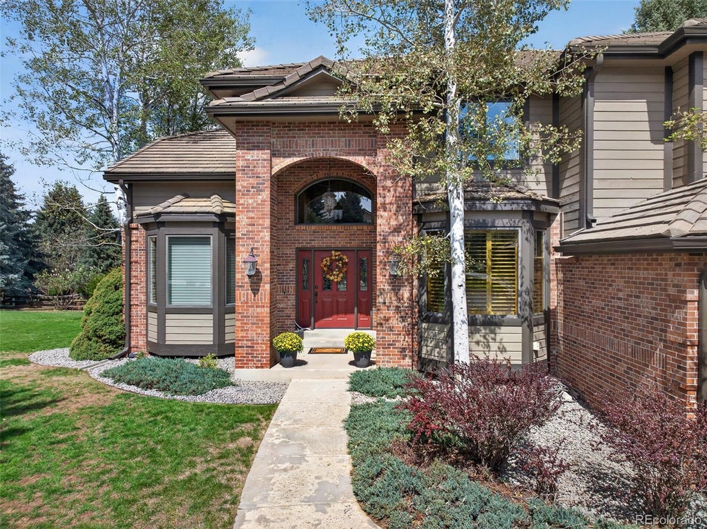 Photo of 3 Marsh Hawk Lane, Littleton, CO 80127 (MLS # 6300317)