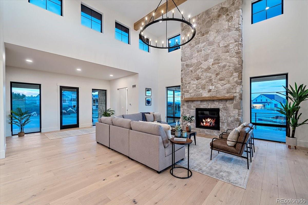 2442 Fox View Trail