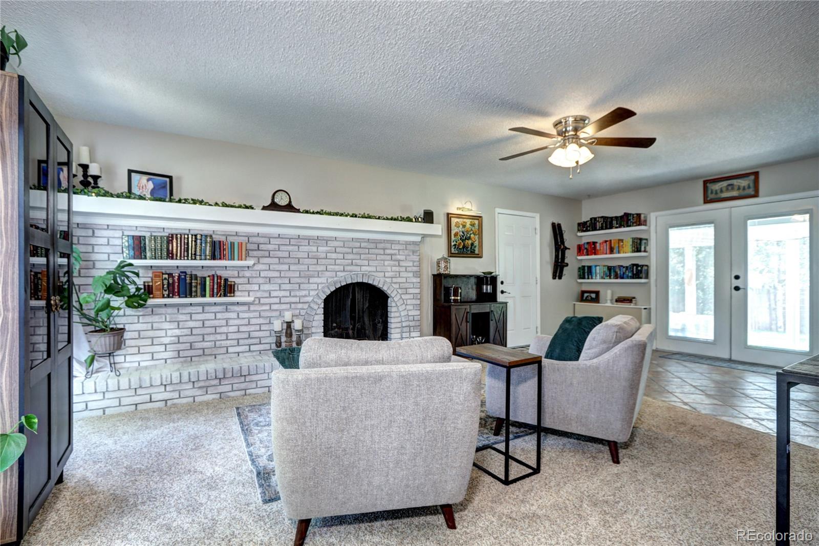 2424 S Elkhart Street, Aurora, CO, 80014 4 2424 S Elkhart Street
