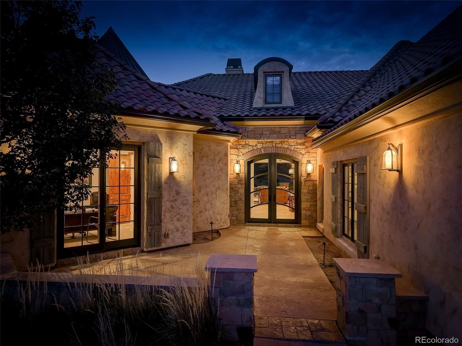7230 Raphael Lane