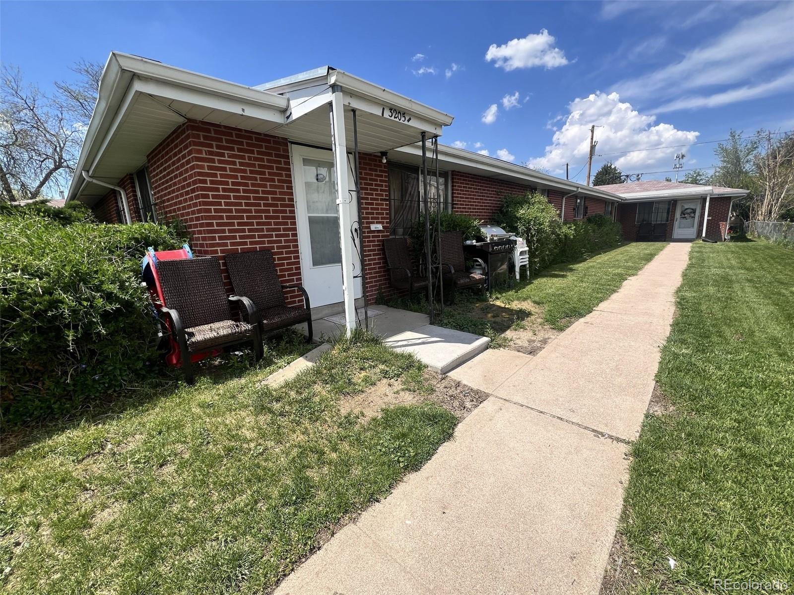 3201 W Alabama Place
