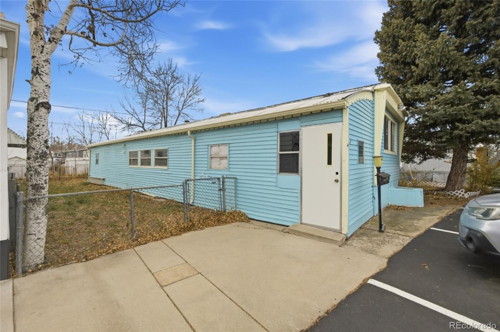 6825 W Mississippi Avenue