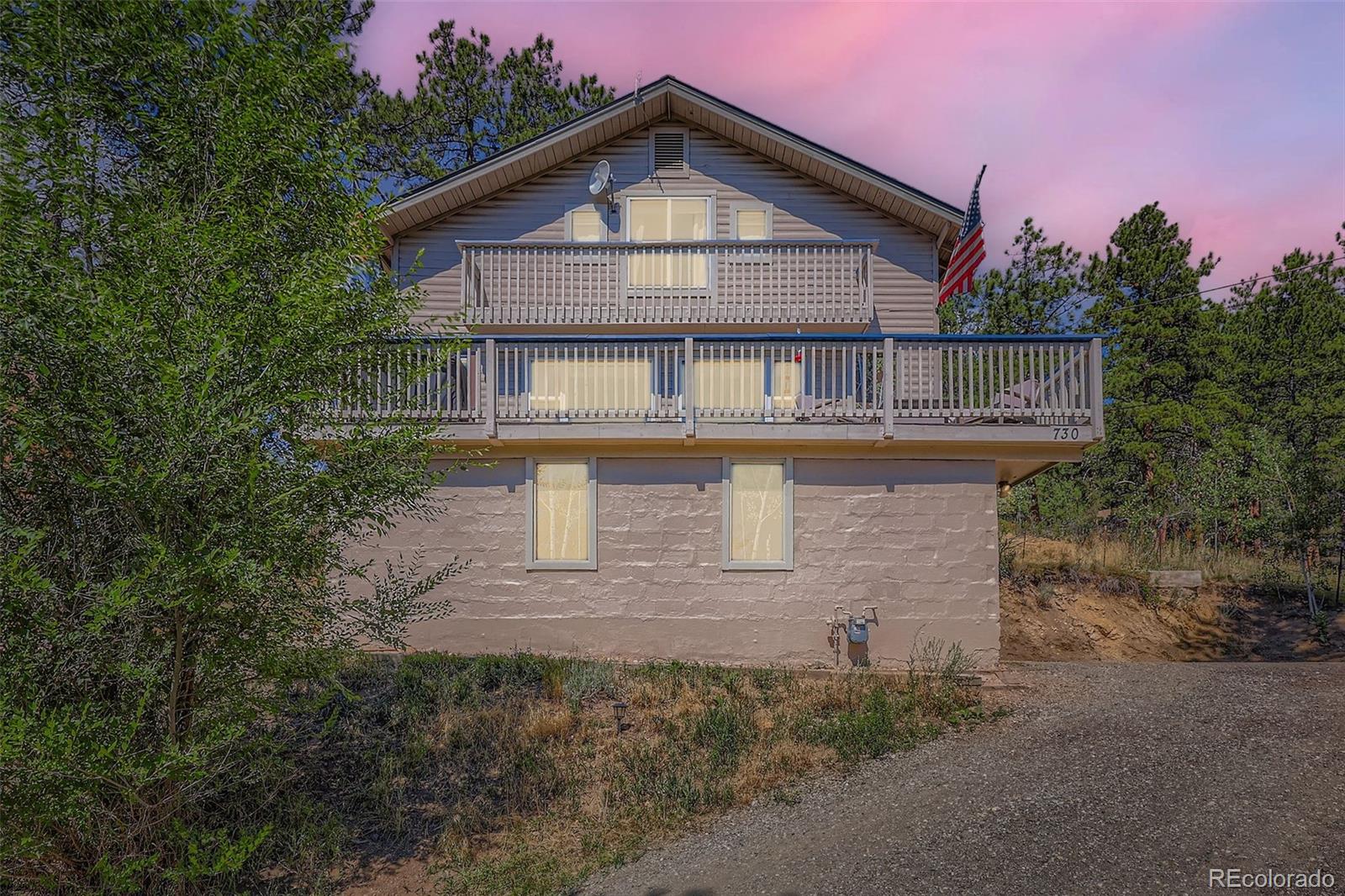 730 Bendemeer Drive