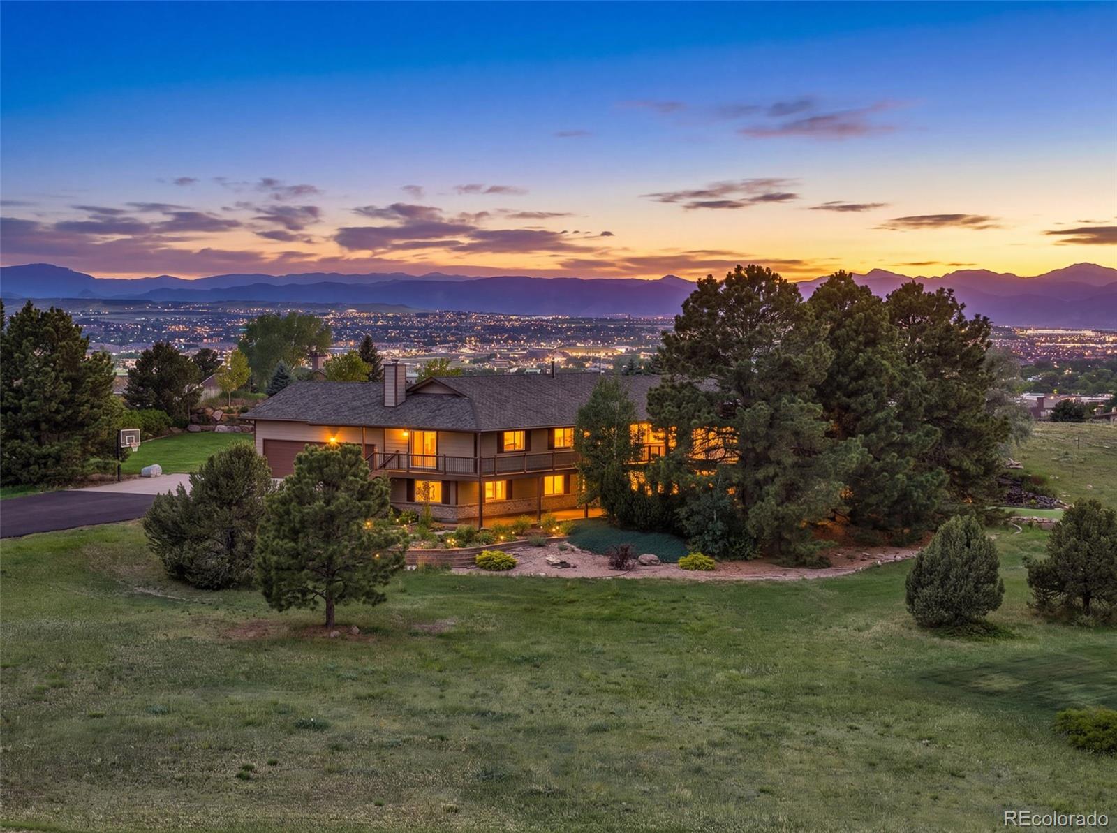 6795 E Lookout Drive