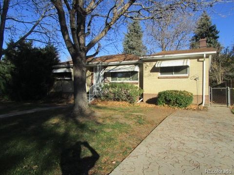 Photo of 1476 S Chase Street, Lakewood, CO 80232 (MLS # 7741080)