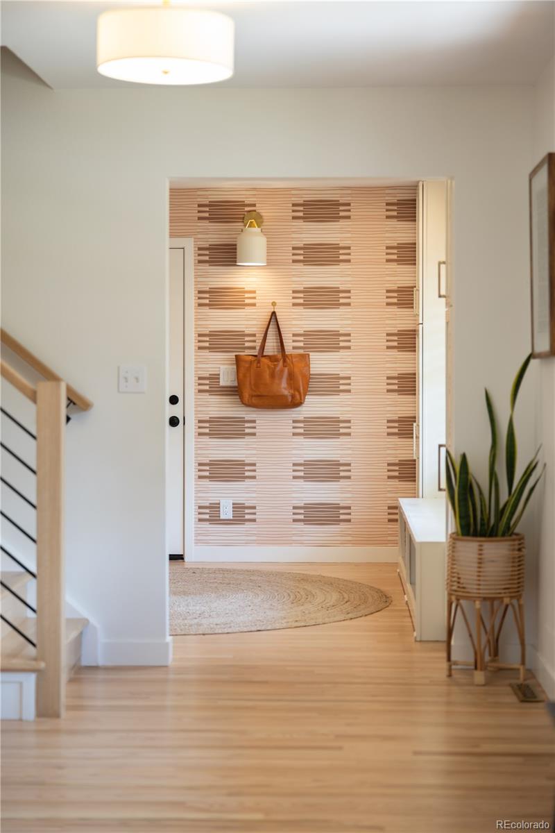 9623 W Prentice Avenue