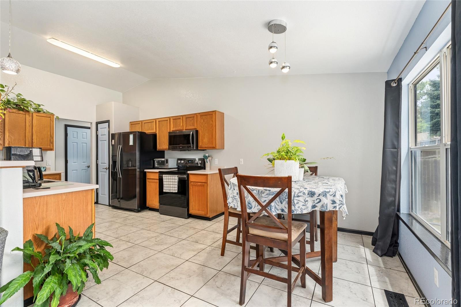 19564 E Ithaca Place, Aurora, CO, 80013 3 19564 E Ithaca Place