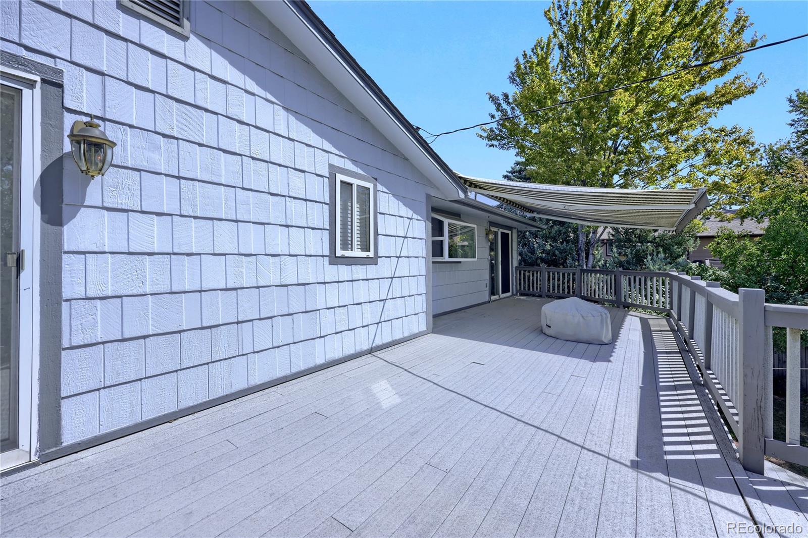 8614 W 65th Place