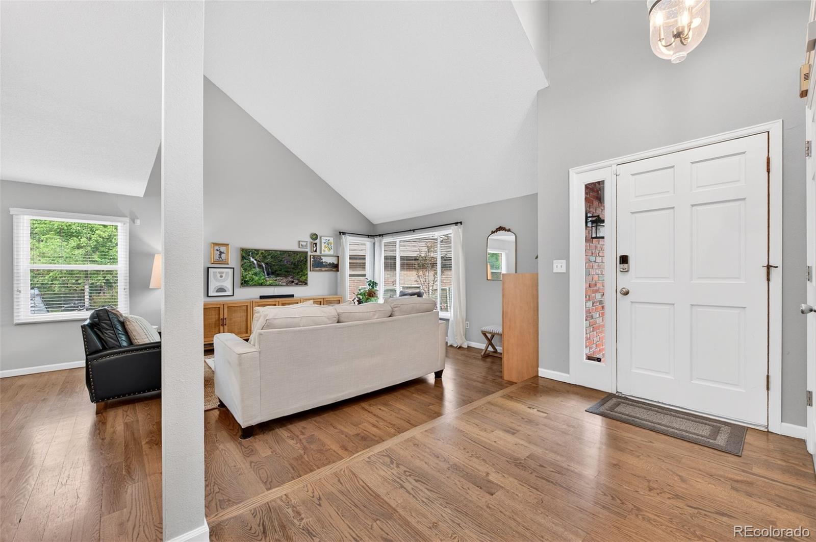 12 Willowleaf Drive