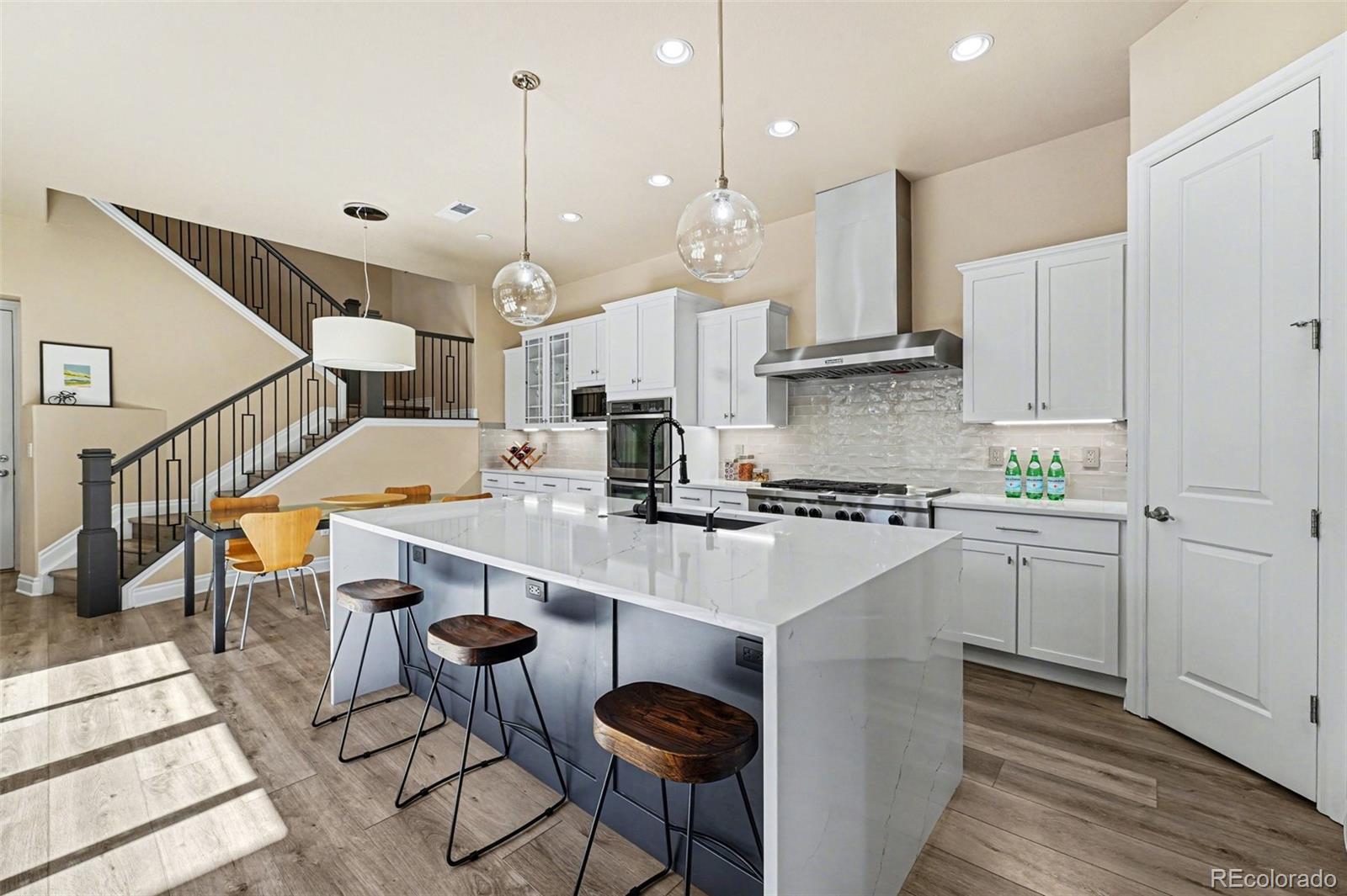 10197 Belvedere Lane