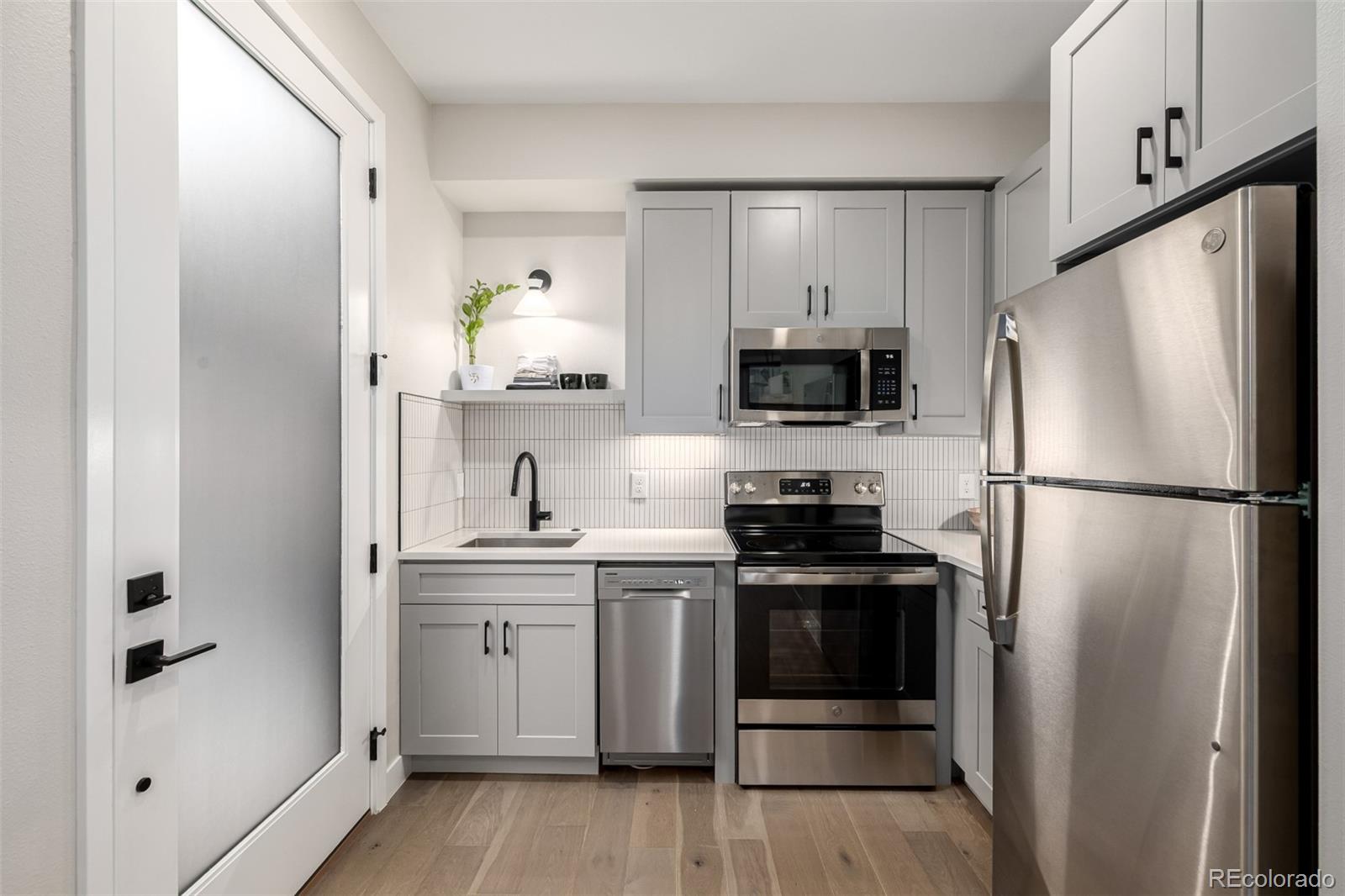 4025 Jason Street 101