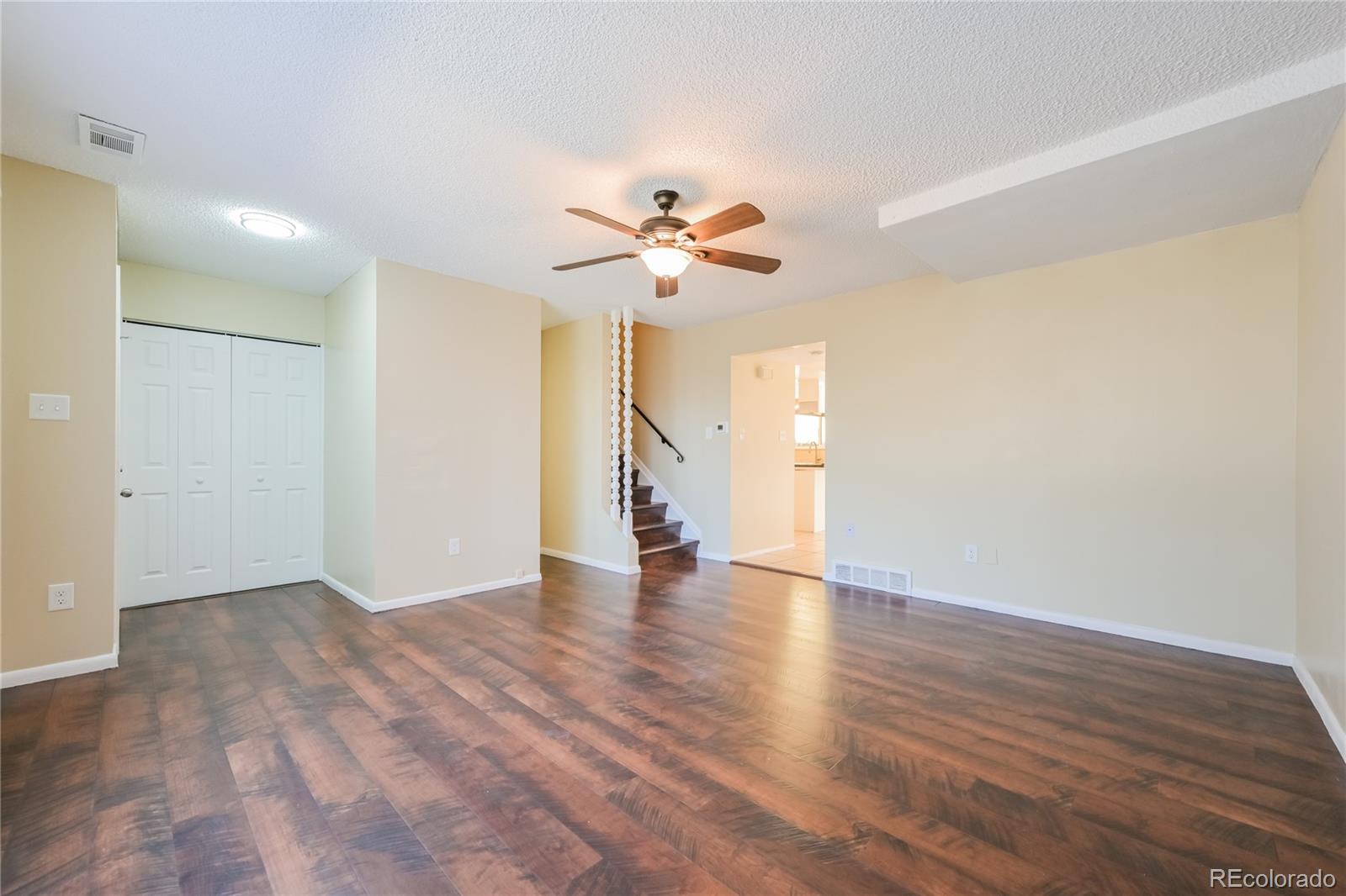 9117 E Mansfield Avenue