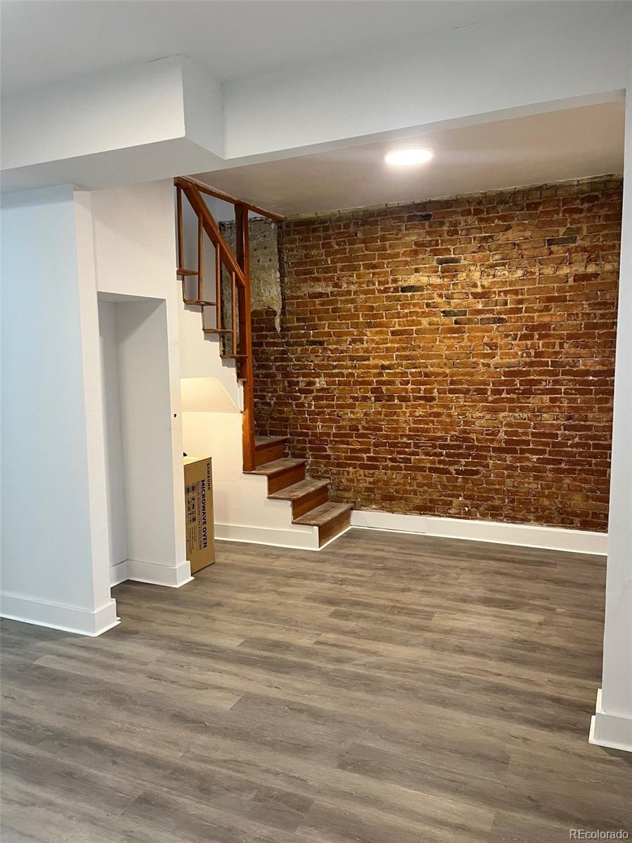 924 W 9th Avenue