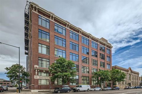 Condominium in Denver CO 2000 Arapahoe Street.jpg