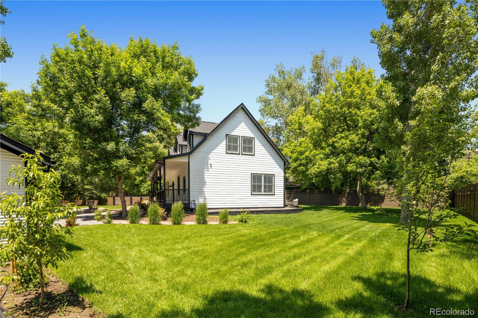 1600 Glen Ayr Drive