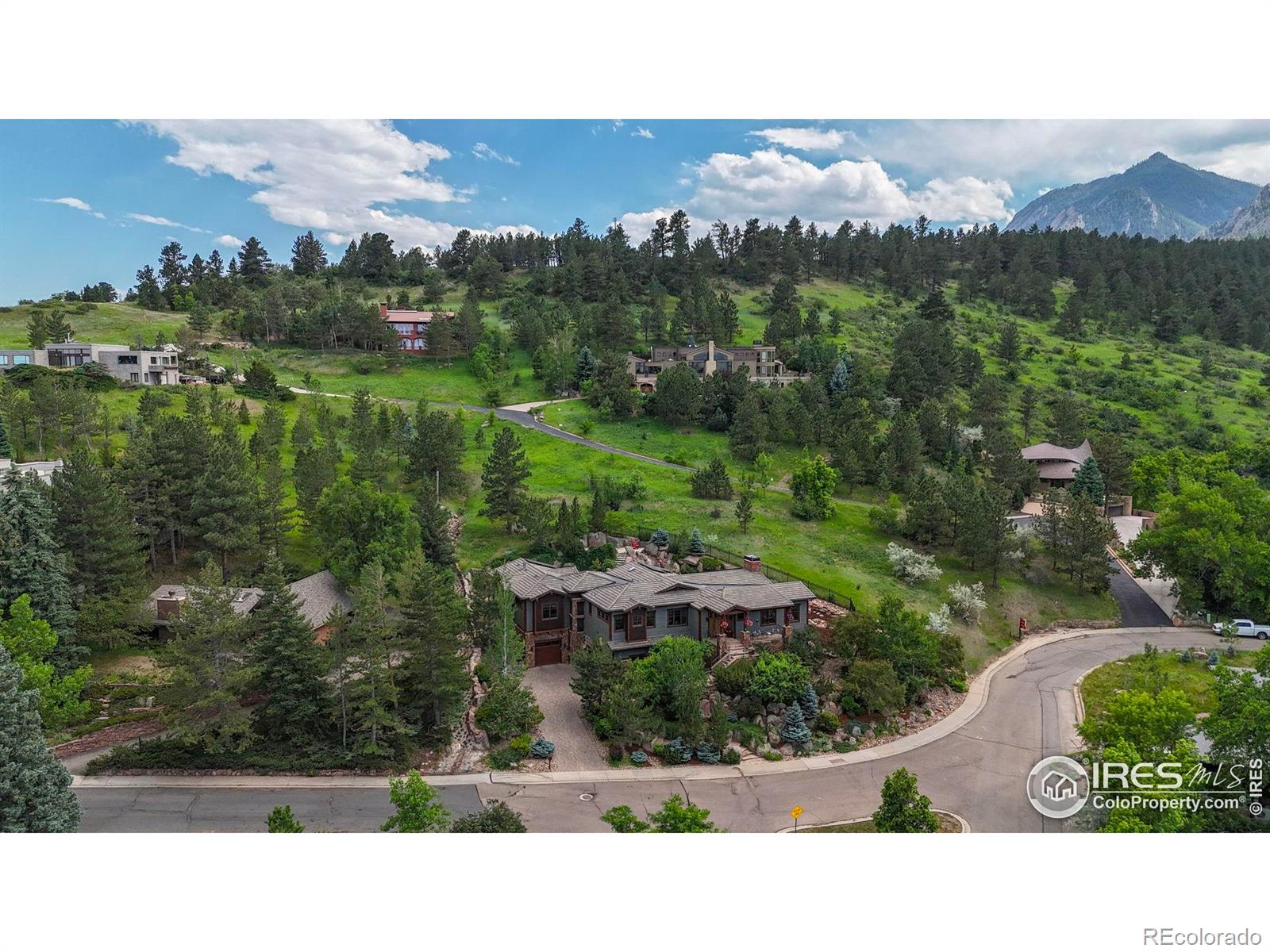 1420 Sierra Drive