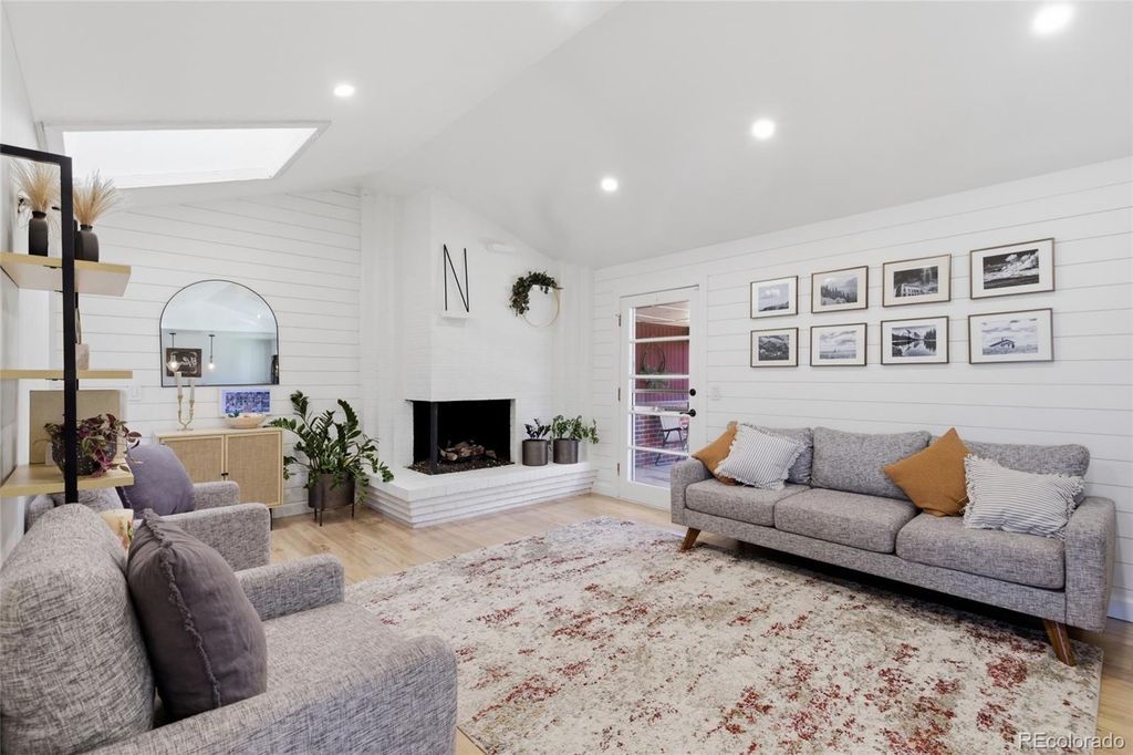 Photo of 2776 S Newland Street, Denver, CO 80227 (MLS # 2033968)