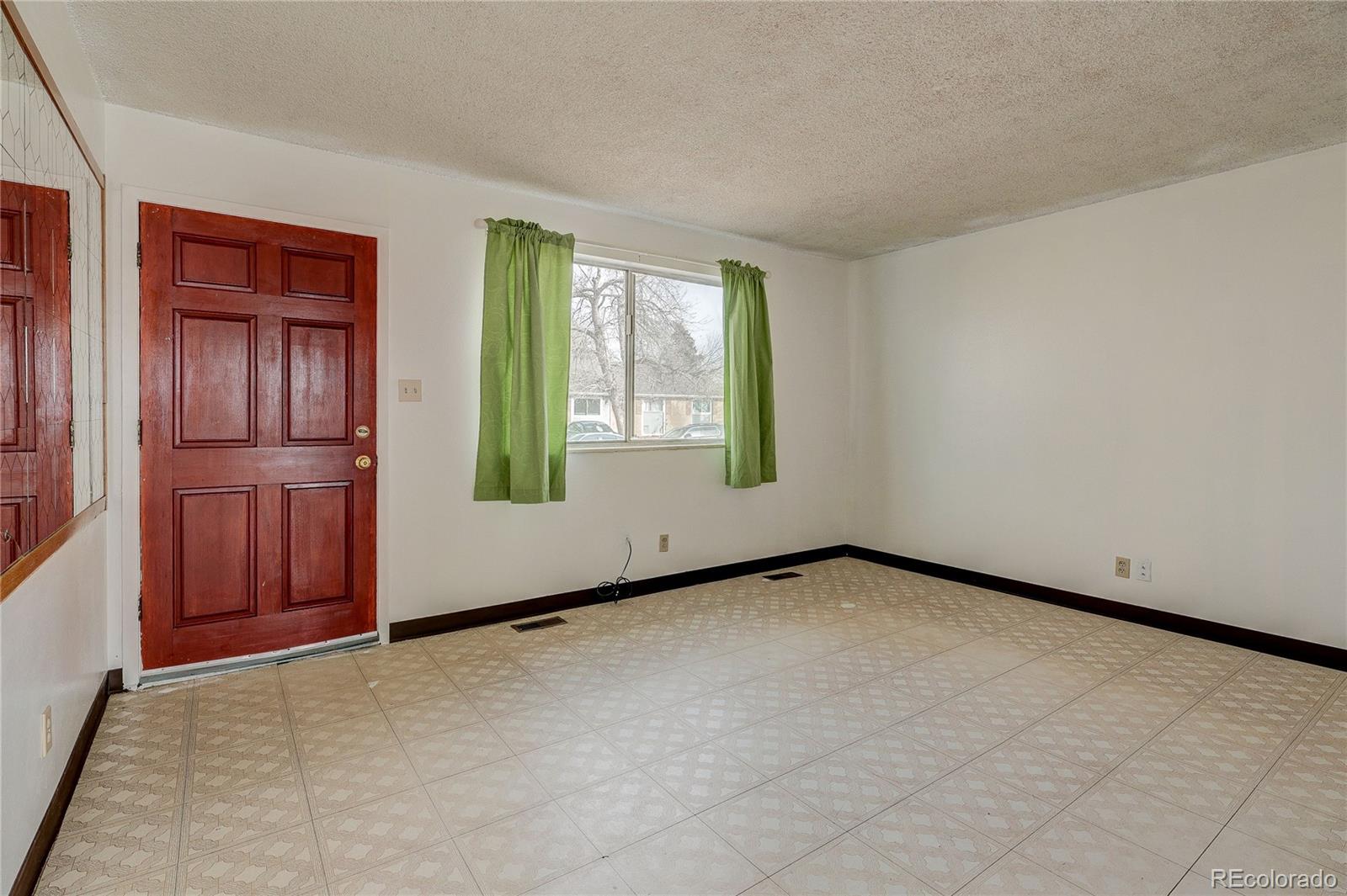 14832 Elmendorf Place