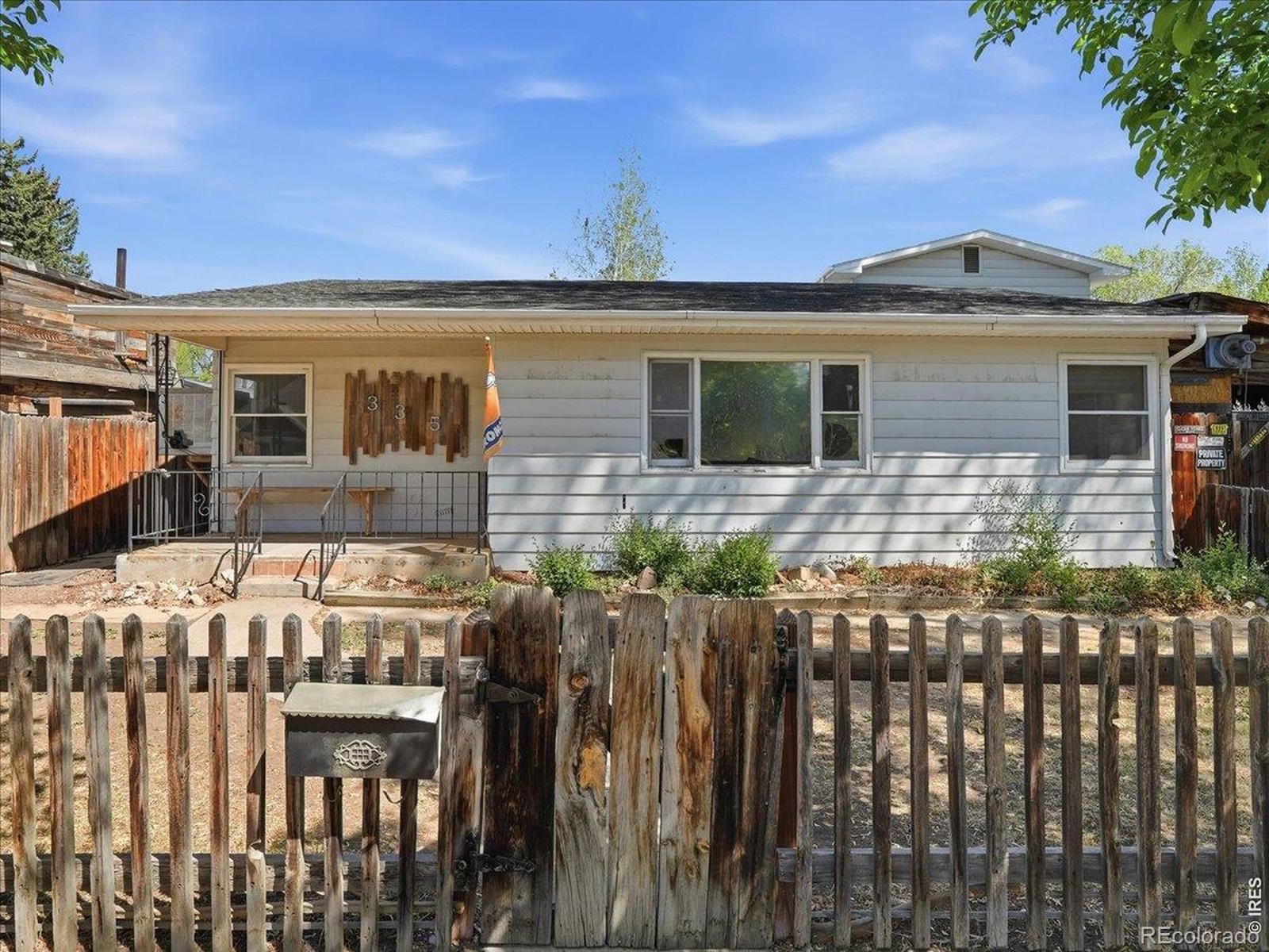 335 E 11th Street