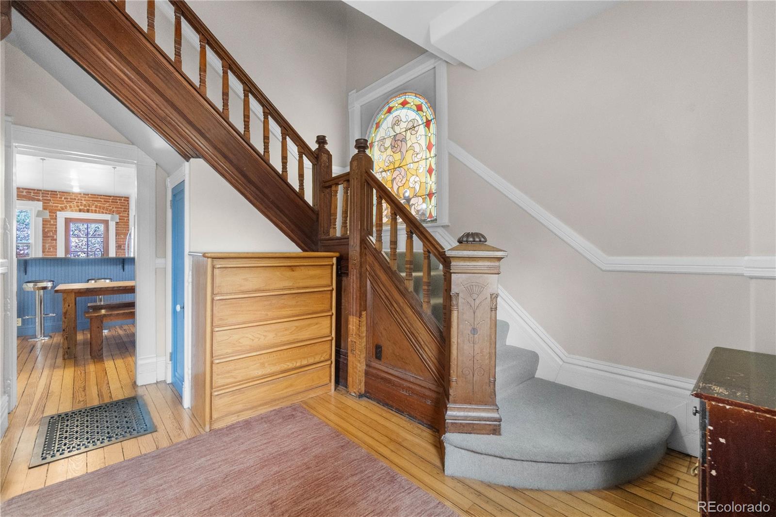151 W 2nd Avenue