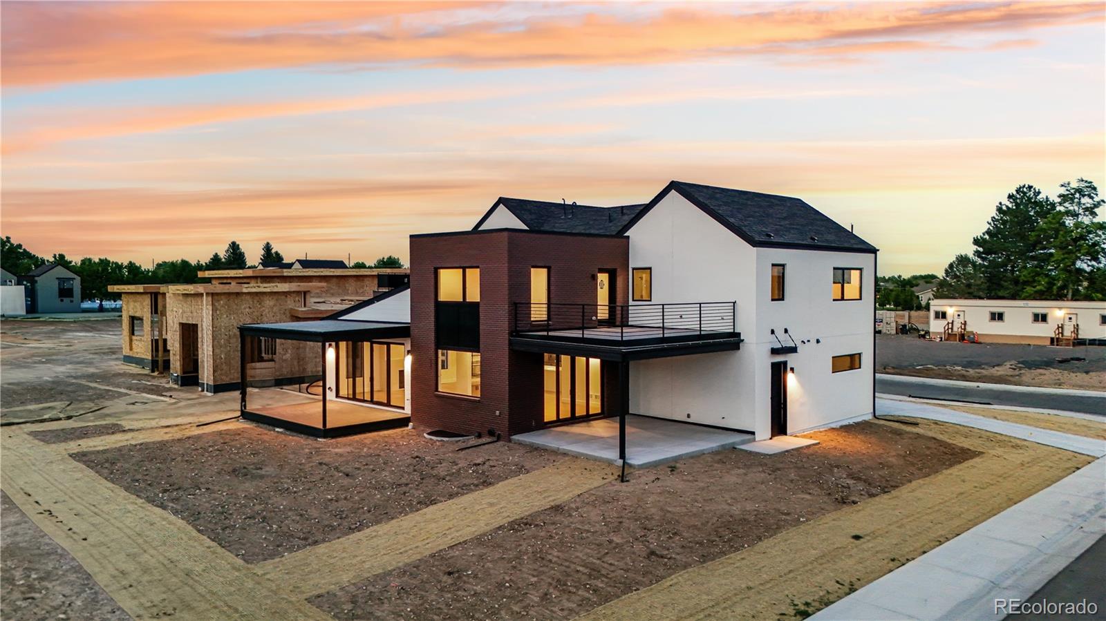 5031 Moss Place
