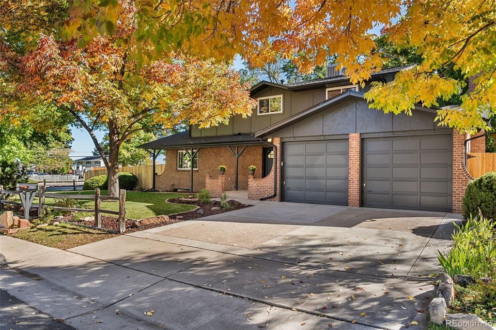 Photo of 3180 Zinnia Court, Golden, CO 80401 (MLS # 5769081)