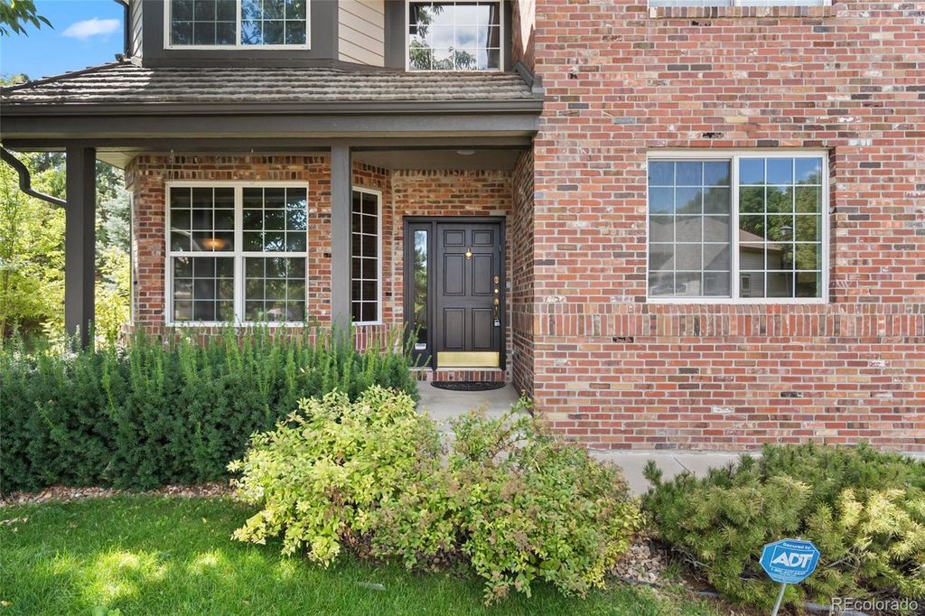 Photo of 6429 S Jamaica Circle, Englewood, CO 80111 (MLS # 6085081)