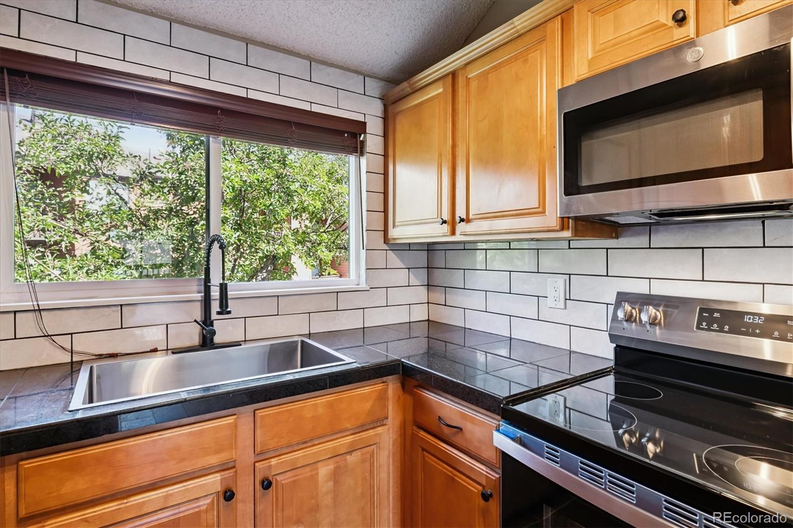 447 Wright Street 318, Lakewood, CO, 80228 4 447 Wright Street 318