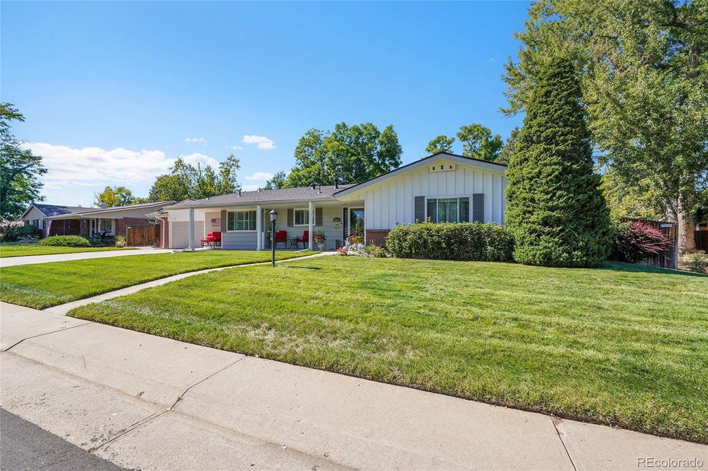 Photo of 6835 S Adams Way, Centennial, CO 80122 (MLS # 1665651)
