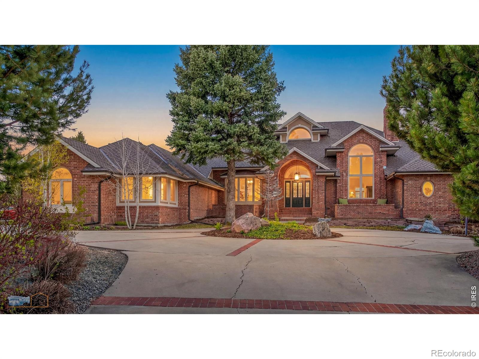 8312 Greenwood Drive