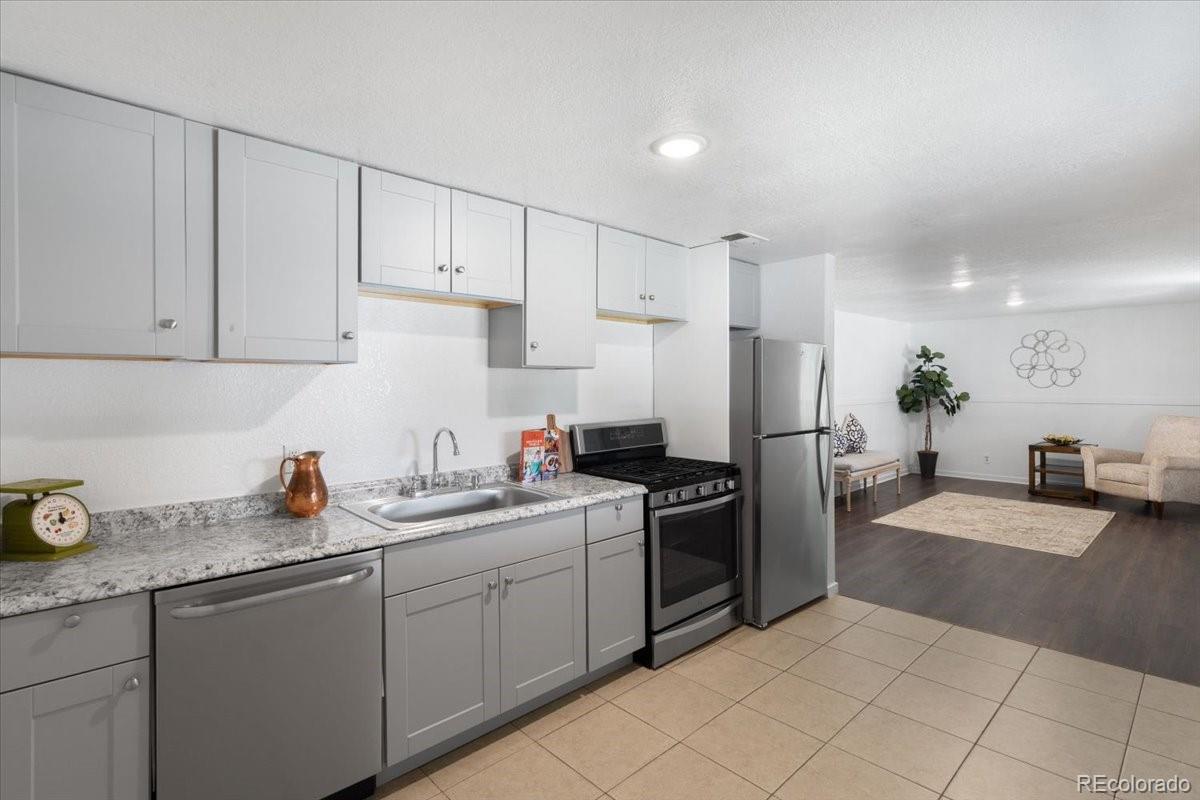 7460 Krameria Drive