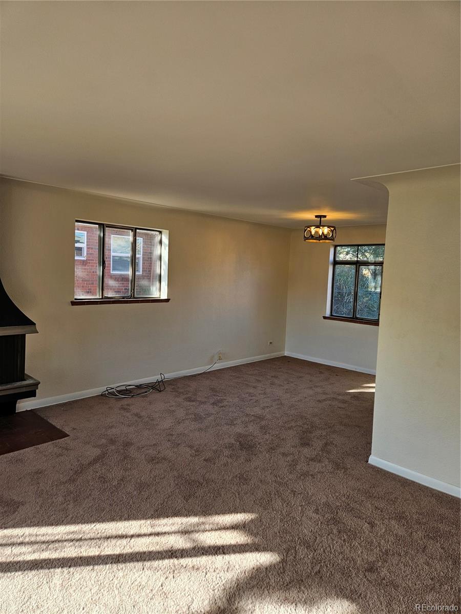 3355 N Monaco Parkway