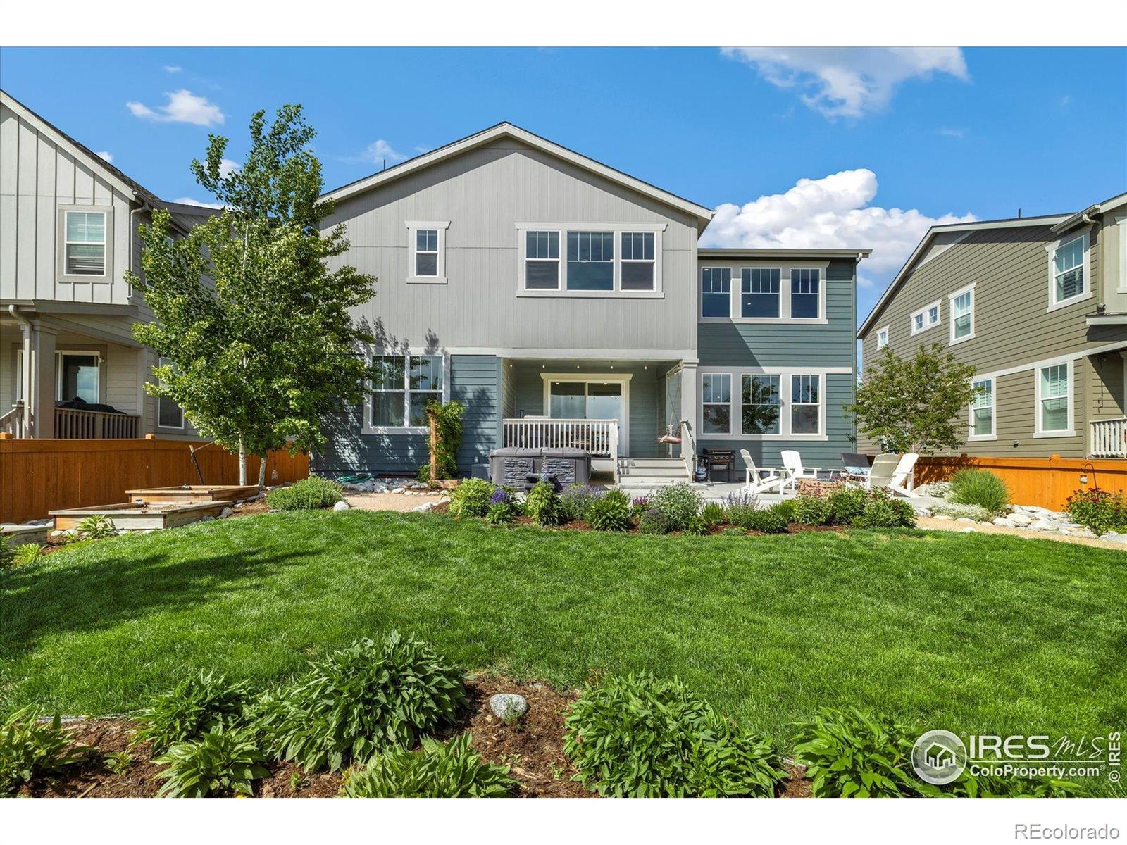 800 Meadowlark Drive