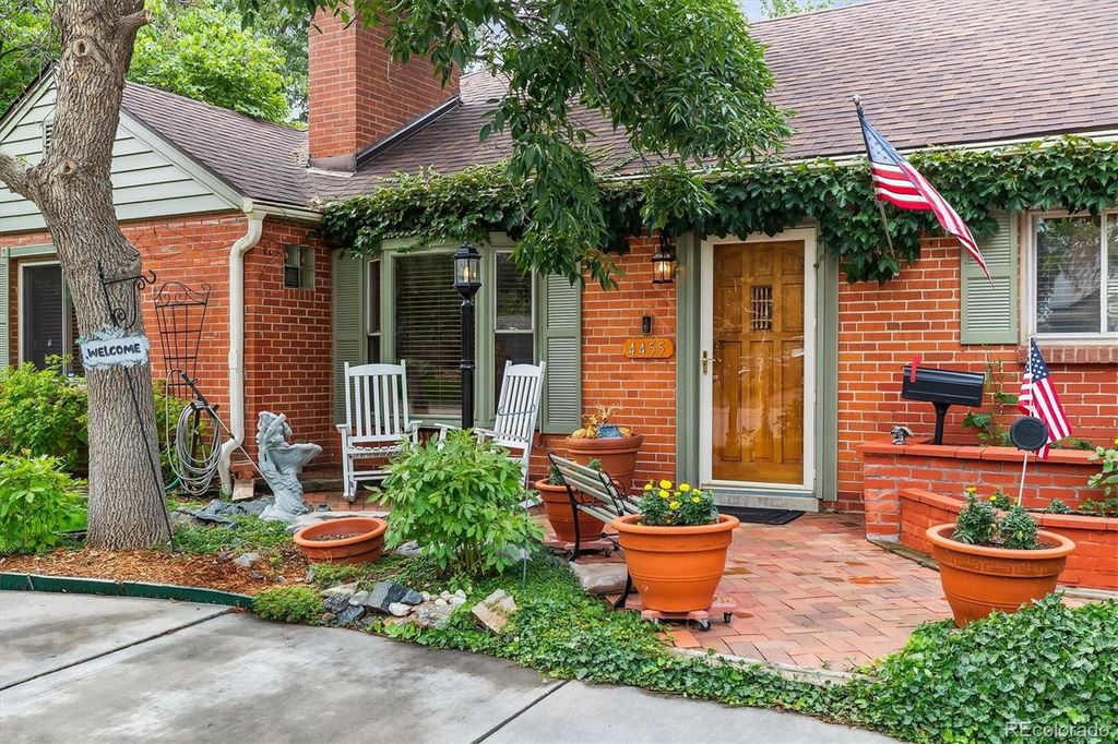 Photo of 4455 Zephyr Street, Wheat Ridge, CO 80033 (MLS # 6357549)