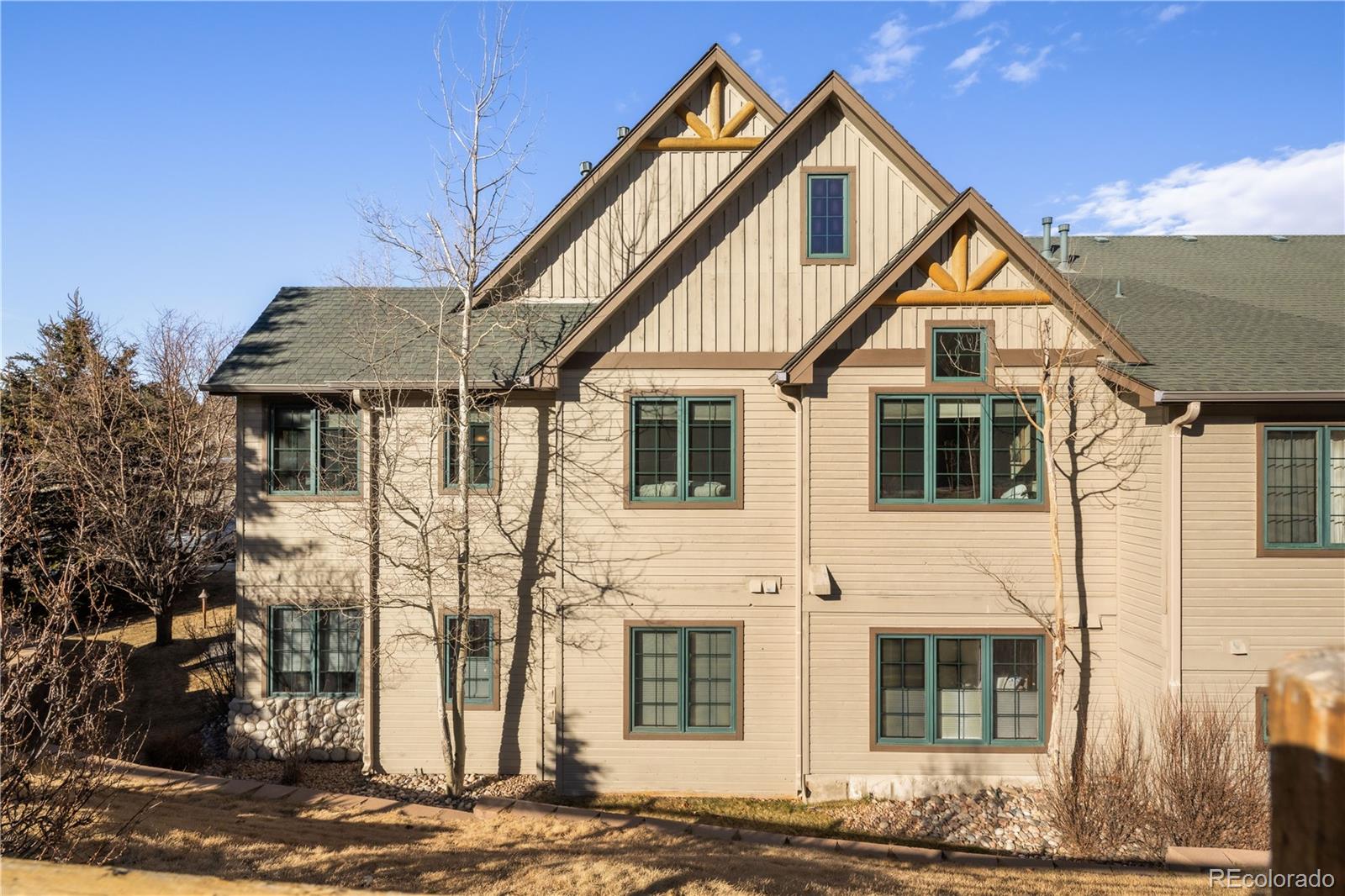 31276 Stone Canyon Road 76-201