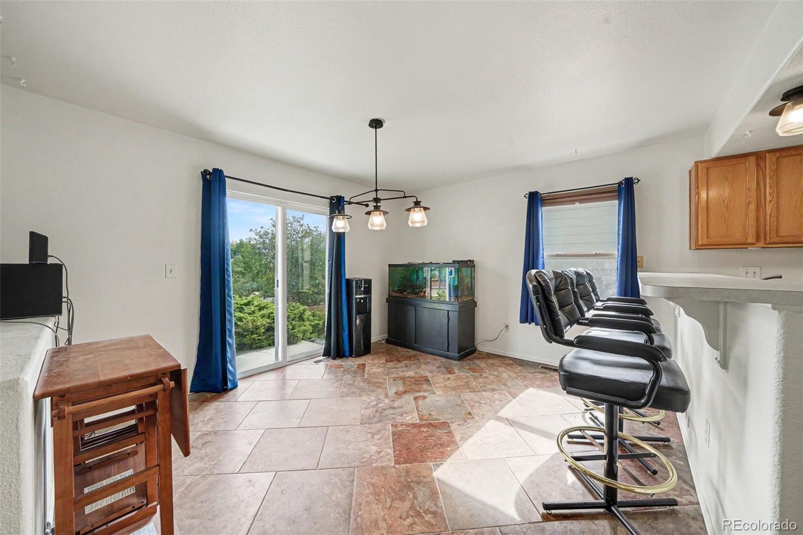 912 Legend Oak Drive