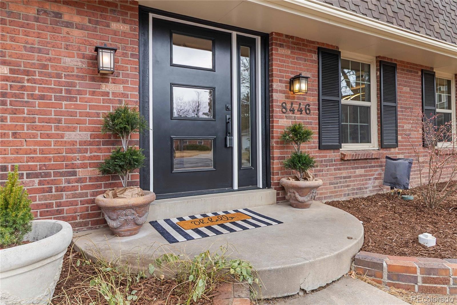 8446 E Hinsdale Drive